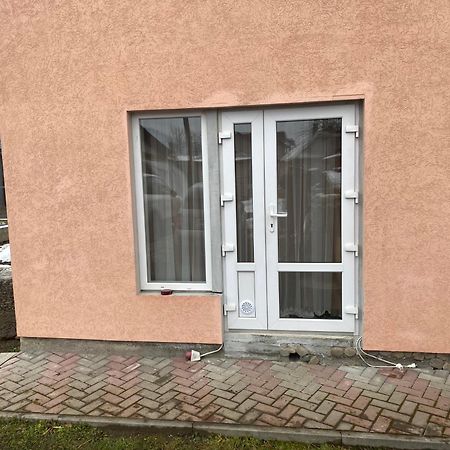 Appartement Domashnya Oselya à Verkhovyna Extérieur photo