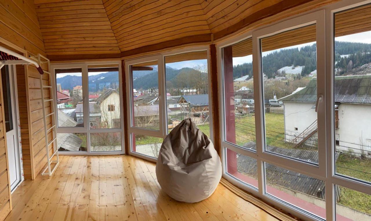 Appartement Domashnya Oselya à Verkhovyna Extérieur photo