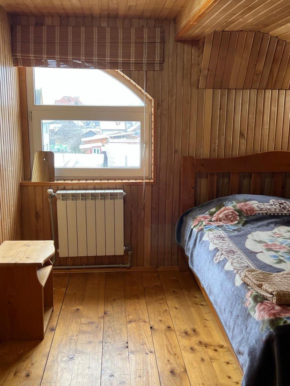 Appartement Domashnya Oselya à Verkhovyna Extérieur photo