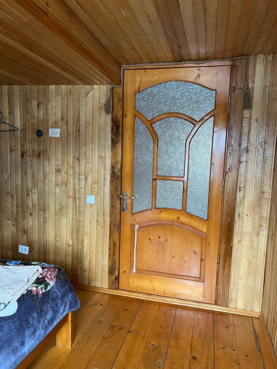 Appartement Domashnya Oselya à Verkhovyna Extérieur photo
