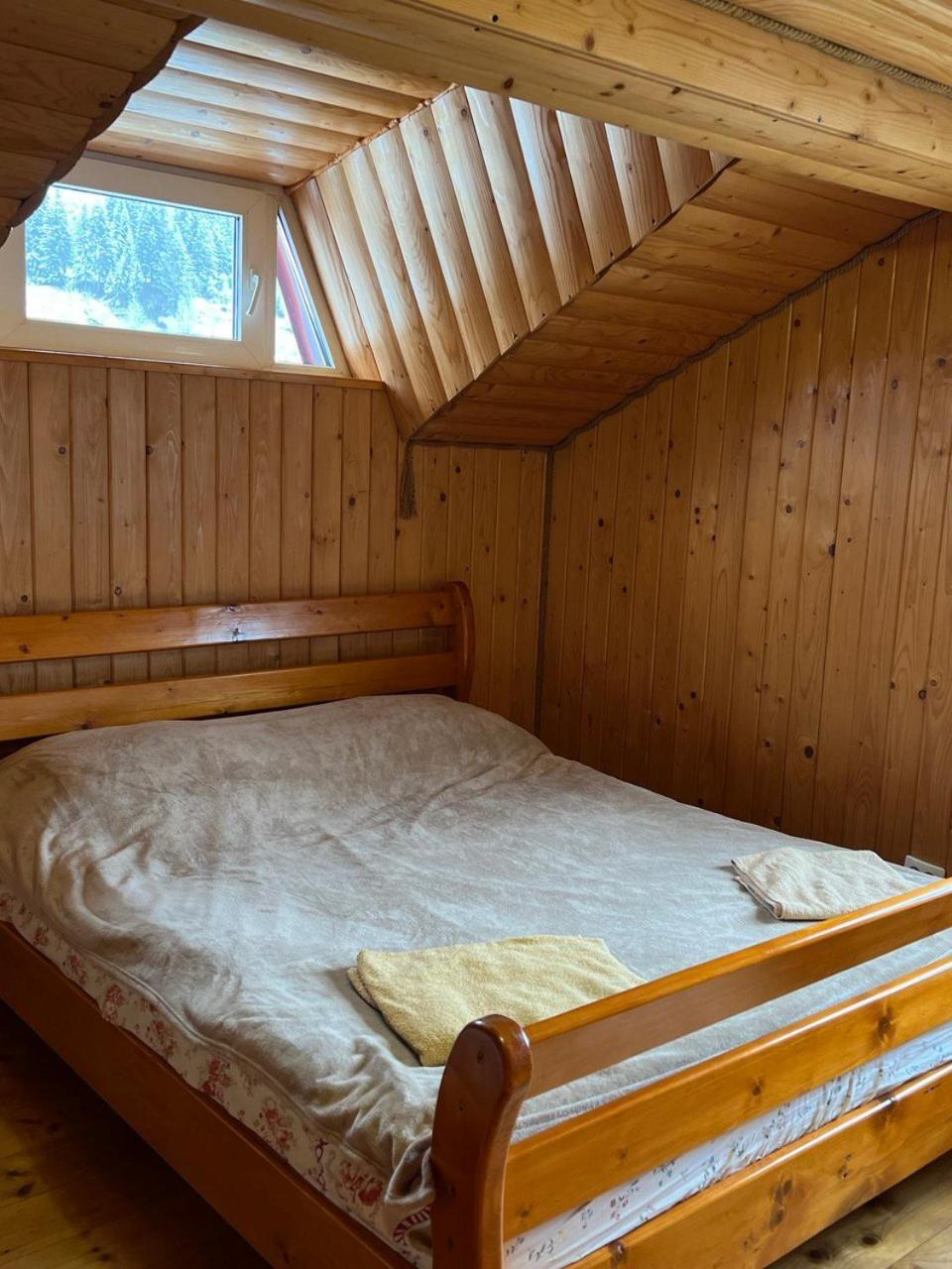 Appartement Domashnya Oselya à Verkhovyna Extérieur photo