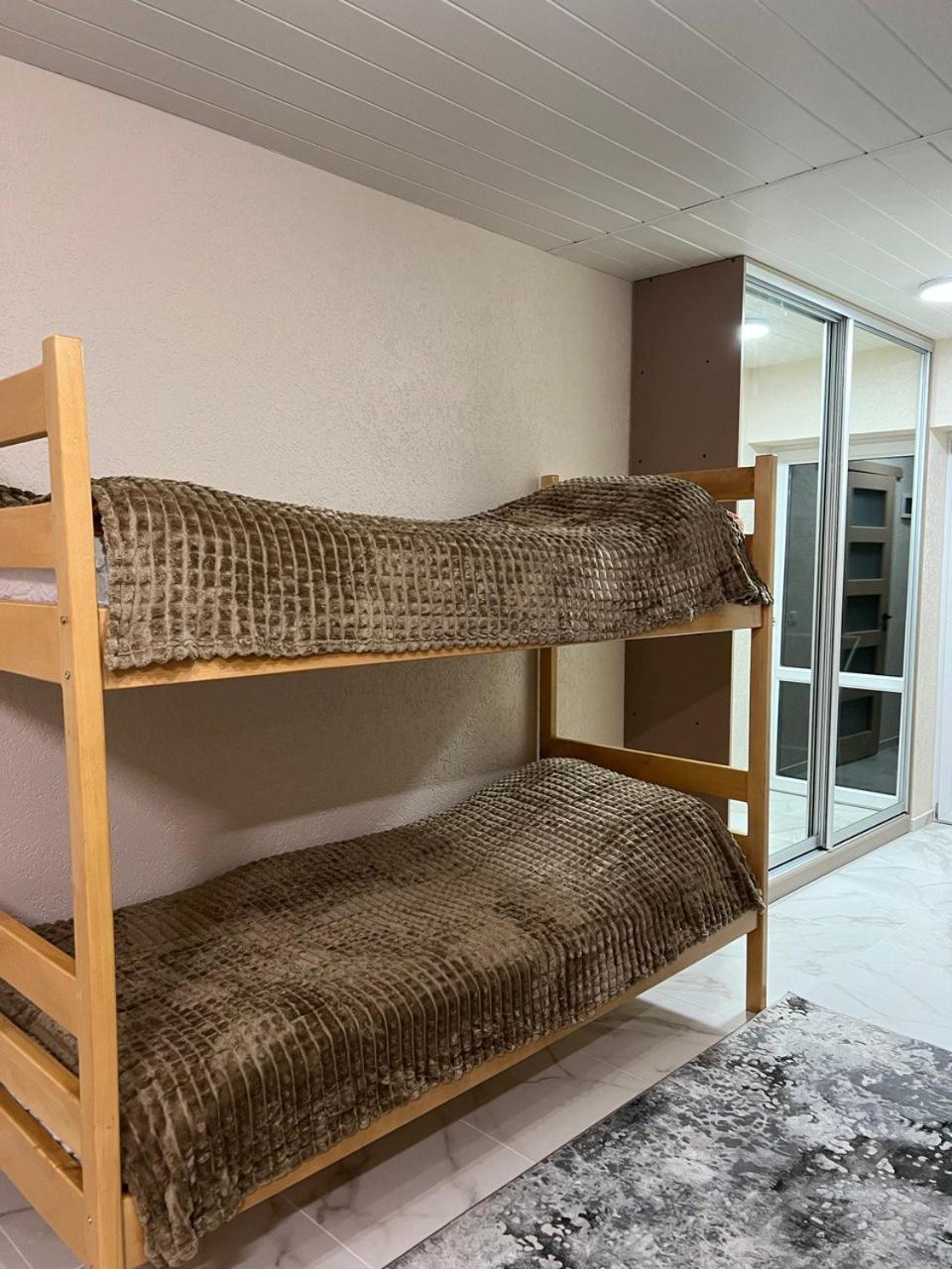 Appartement Domashnya Oselya à Verkhovyna Extérieur photo