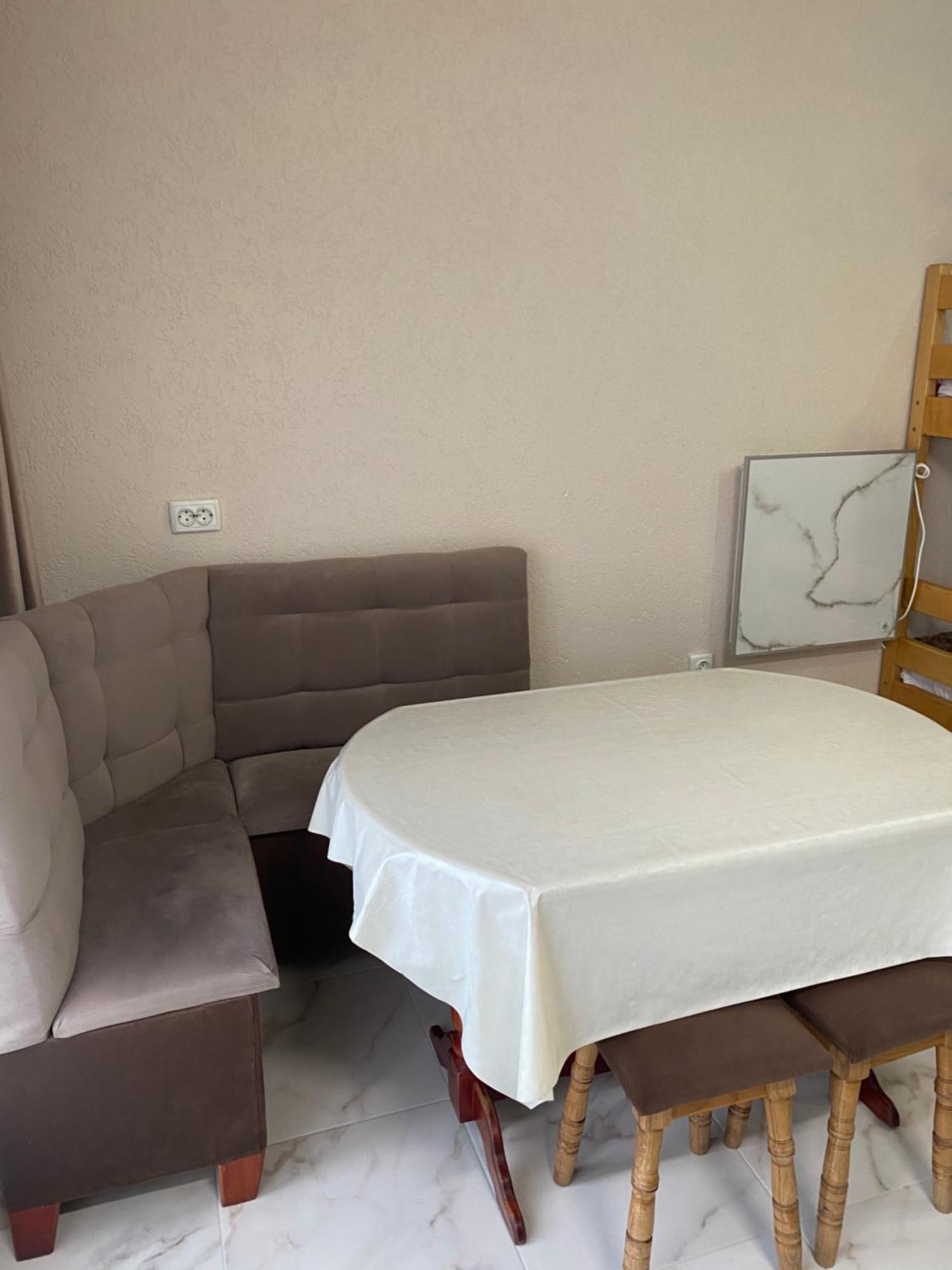 Appartement Domashnya Oselya à Verkhovyna Extérieur photo