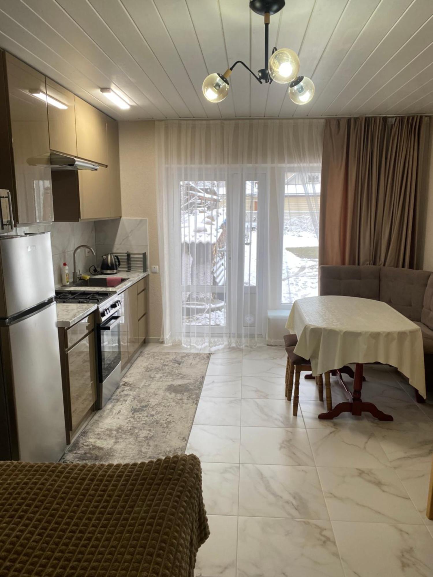 Appartement Domashnya Oselya à Verkhovyna Extérieur photo