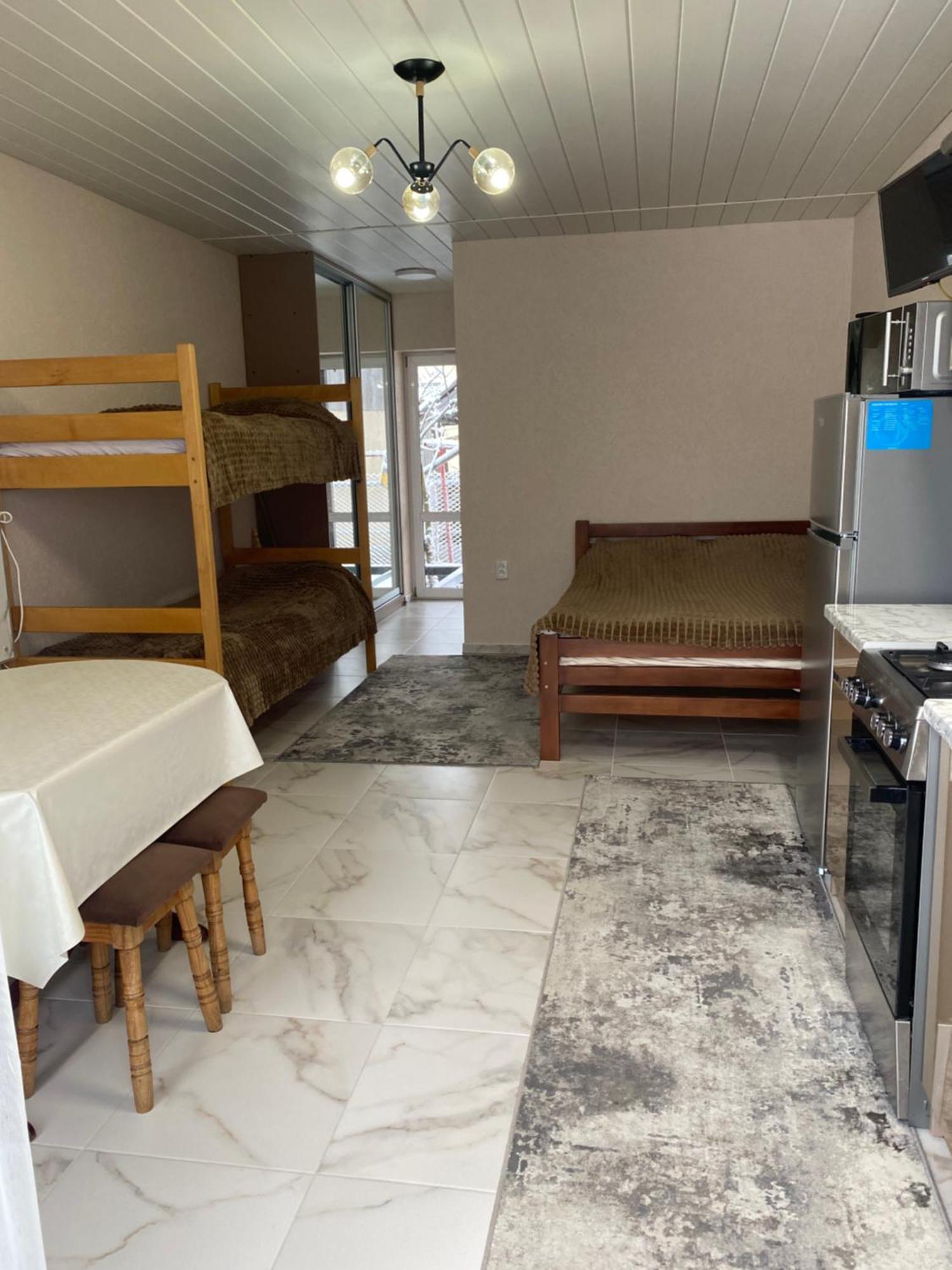 Appartement Domashnya Oselya à Verkhovyna Extérieur photo