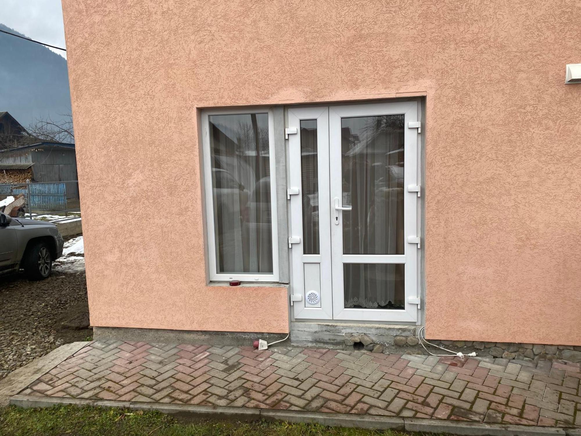 Appartement Domashnya Oselya à Verkhovyna Extérieur photo