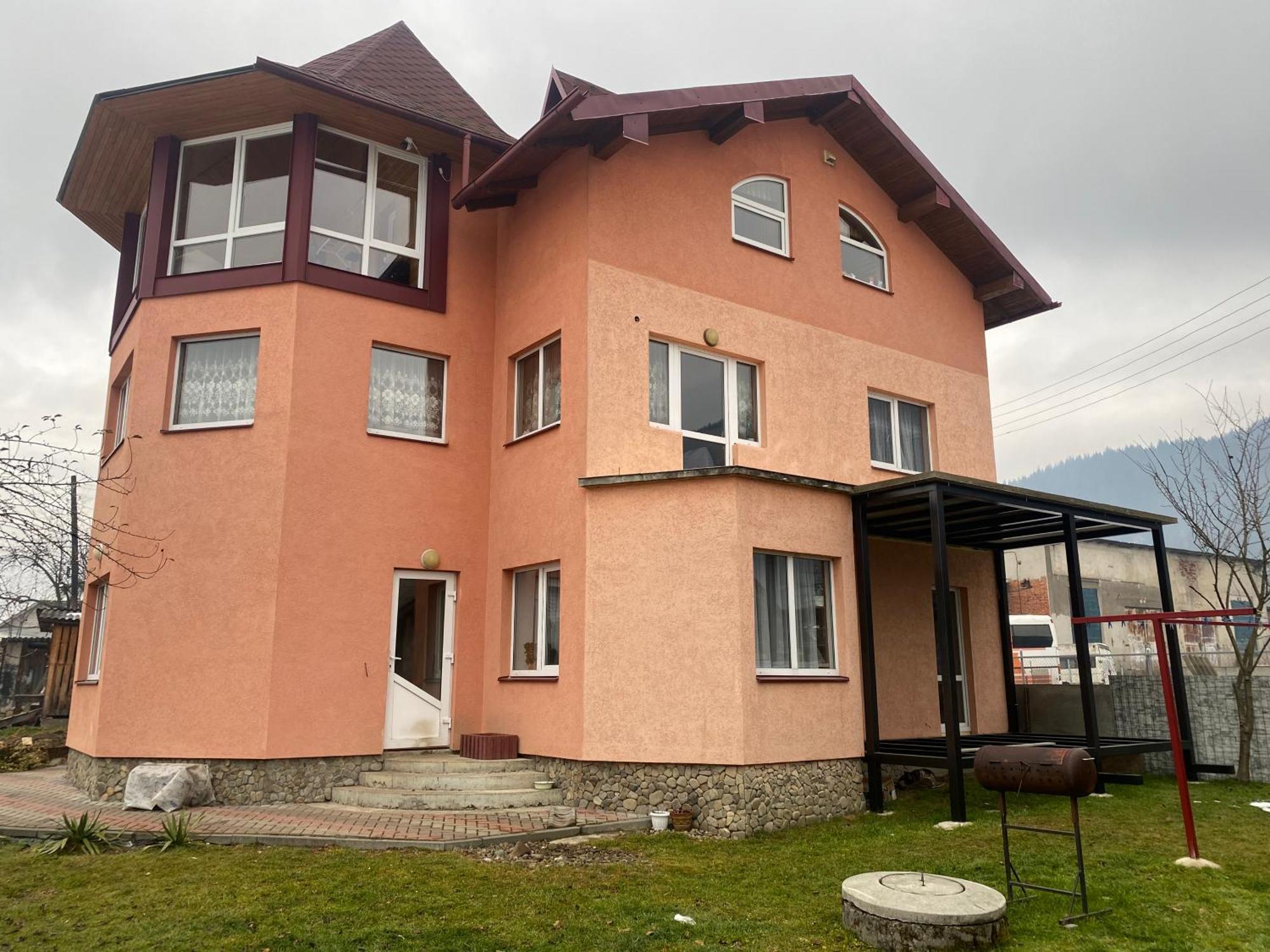 Appartement Domashnya Oselya à Verkhovyna Extérieur photo