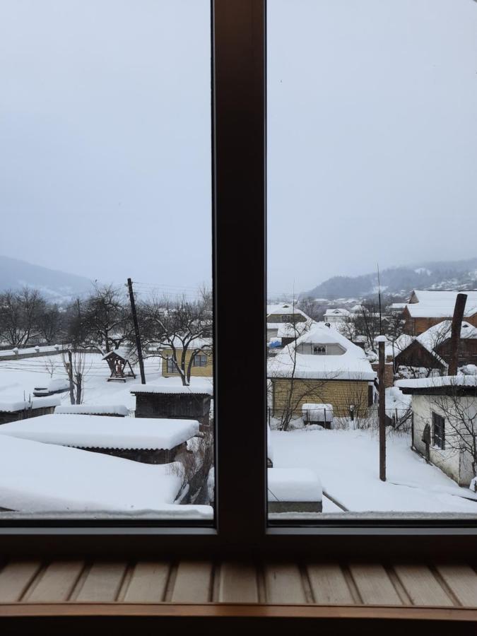 Appartement Domashnya Oselya à Verkhovyna Extérieur photo